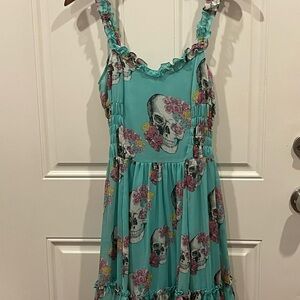 Sundress from hot topic, size small